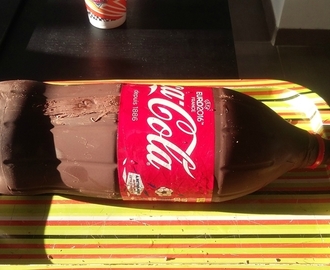 Bouteille de coca en chocolat