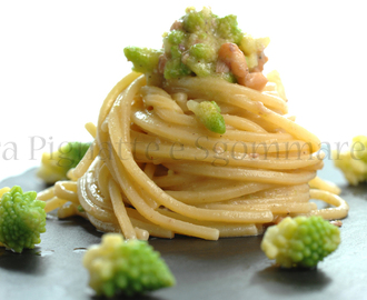 Spaghetti quadrati con ragù di calamaro e broccolo romanesco