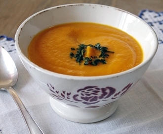 Soupe de carottes et courge butternut au lait de coco
