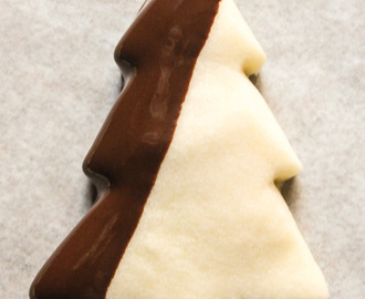 Chocolate-Dipped Shortbread Cookies