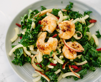 Curried Kale and Spiralized Apple Salad with Dried Goji Berries and Shrimp