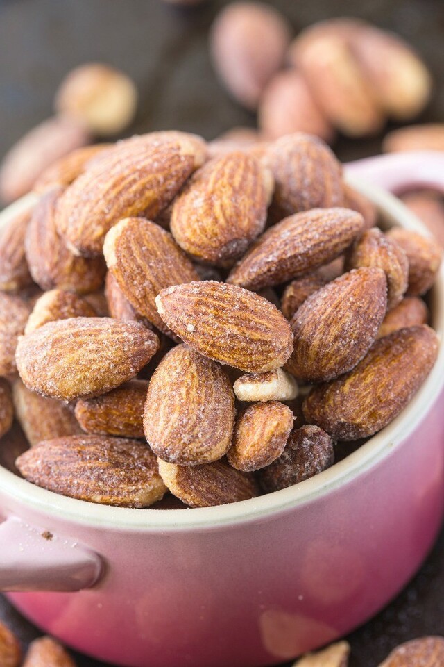 Stovetop Sugar Free Caramelized Almonds (Paleo, Vegan, Gluten Free)