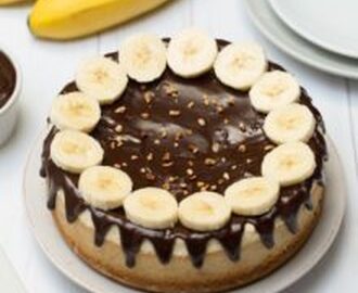 Banánový cheesecake s čoko polevou