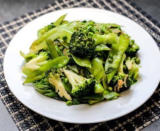 Stir Fried Green Vegetables in Oyster Sauce and Butter