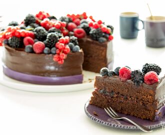 Volle chocoladetaart met bosvruchten – recept