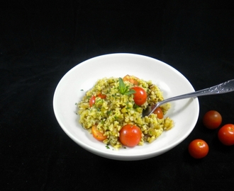 Salade de boulgour, aubergine, tomates, … (veggie, vegan)