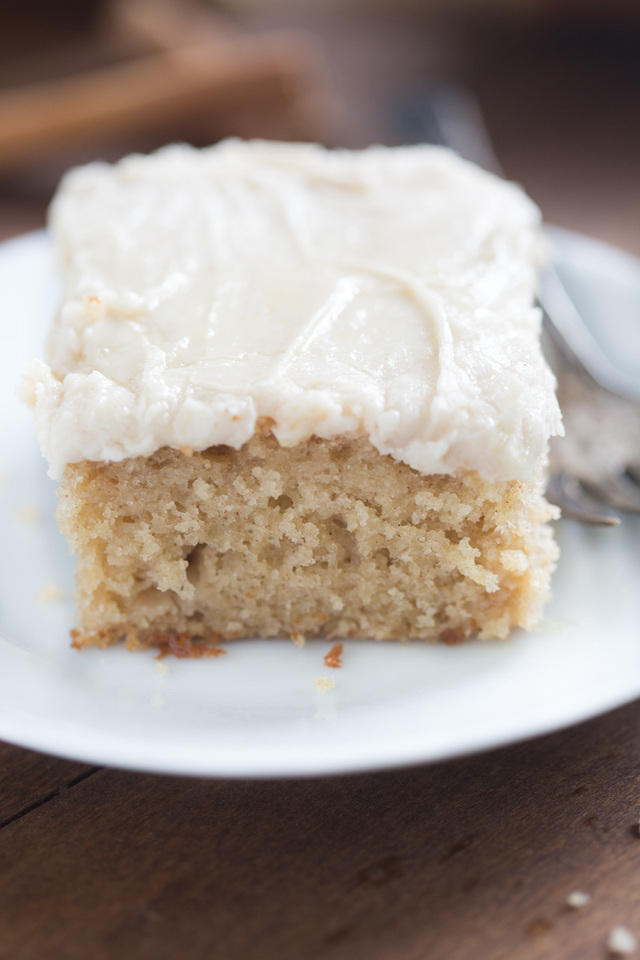 Apple Spice Cake with Brown Sugar Cream Cheese Frosting