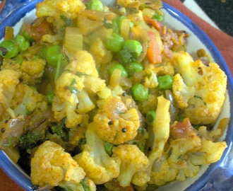 Sookhi Matar Gobhi Sabji | Cauliflower and peas dry saute | Vegan & GF Side dishes
