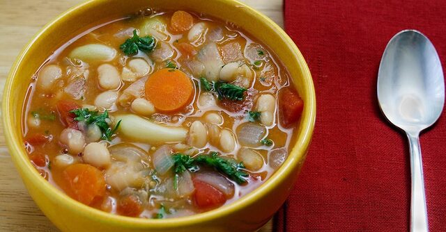 White Bean and Garlic Stew