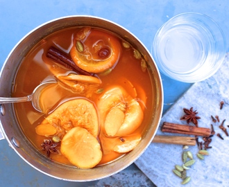 Varm dryck med saffran, glöggkryddor & apelsin till advent & jul