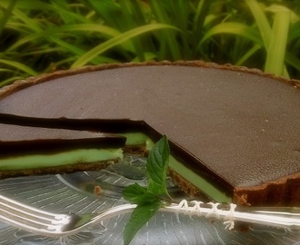 Extra čokoládová torta s mätovou plnkou