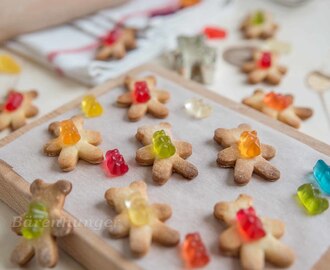 Kinder Kekse mit Gummibärchen
