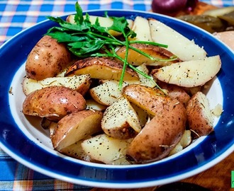 Картофель запеченный с розмарином