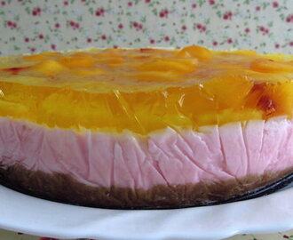 Pudding, gelatin and fruit semifreddo | Food From Portugal