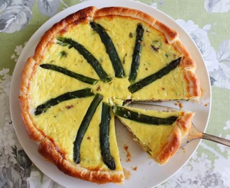Sfoglia con asparagi e patate/ Слоеный пирог с картофелем и спаржей