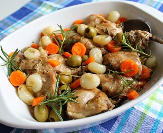 Coniglio arrosto con olive/  Кролик с оливками