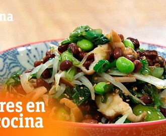 Cómo hacer ensalada de legumbres al estilo japonés - Torres en la Cocina | RTVE Cocina
