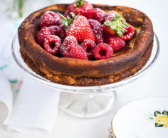 Super Light Quark Cheesecake With Fresh Berries and a giveaway