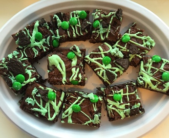 St Patrick’s Day Loaded Mint Brownies