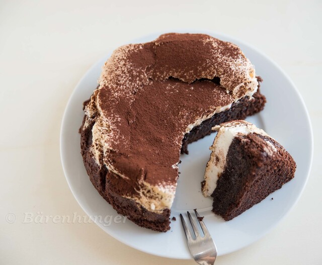 Schokoladen Baiser Torte