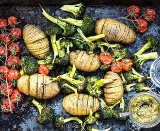Aardappelen met broccoli uit de oven