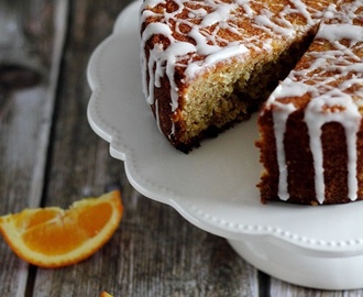 Aromatyczne ciasto pomarańczowo-migdałowe