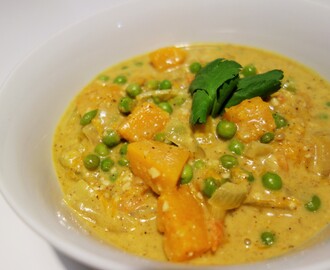 Korma Curry with Pumpkin and Peas
