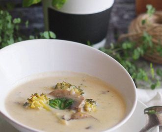 Zupa serowa z brokułami / Broccoli cheese soup