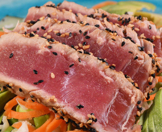 Japanse salade met gegrilde tonijn
