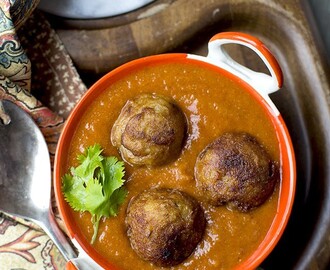 Enchor Kofta (Bengali Jackfruit Kofta Curry)