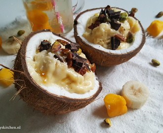 Tropisch dessert met kokosnoten