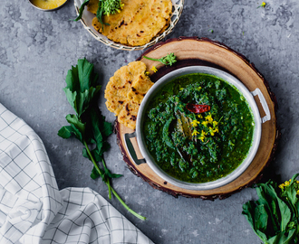 Sarso Ka Saag (Mustard Greens Curry)
