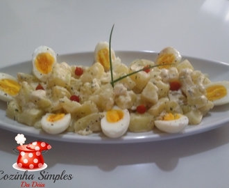 Salada de batatas e ovos