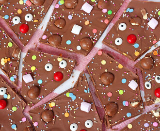 Red Nose Day Chocolate Bark