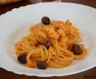 Spaghetti con il San Pietro e olive taggiasche