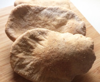 Homemade Wholemeal Pitta Bread Inspired by Sugar Free Farm