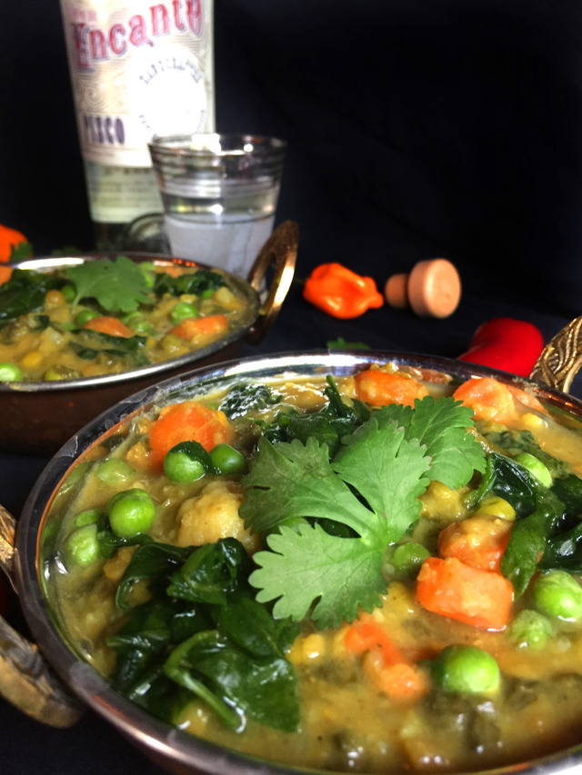 Vegan Spicy Green Coconut Curry with Vegetables & Split Lentils for the Slow Cooker