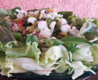 Salada Mista de Couve Flor, Palmito, Pimentões e Ovo de Codorna