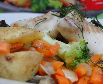 pieczona ryba z warzywami