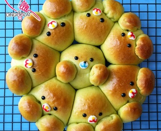 Pandan Custard Soft Bread ~ Sponge Dough Method 斑斓卡斯塔软面包，中种面团