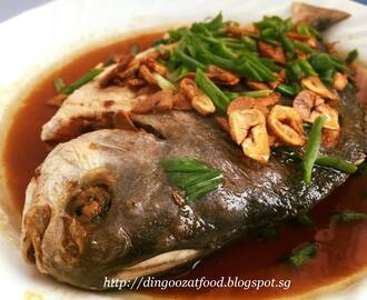 Chinese Style Pan-Fried Pomfret Fish with Sweet Soy Dressing 中式蒜香煎鱼