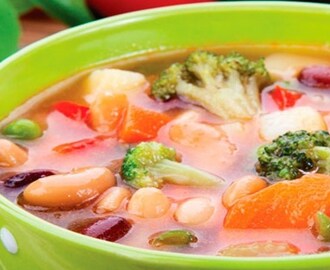 Receita de Sopa Detox de Legumes, Essa receita de sopa detox é fácil rápido e pratica, para complementar sua dieta detox, aprenda como fazer.