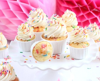 Zum Geburtstag: Funfetti Birthday Cupcakes