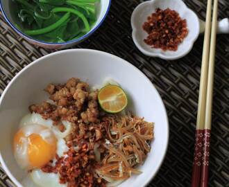 Recipe: Dry Chilli Pan Mee Noodles 辣椒板麺