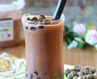 Chocolate Smoothie with Boba Pearls