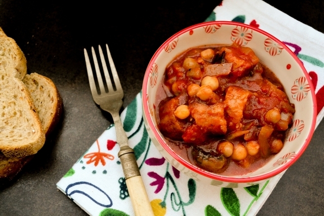 Slow Cooker Veggie Sausage, Mushroom & Chickpea Stew (vegan crockpot recipe)