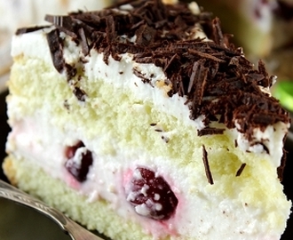 Lekki tort kokosowo jogurtowy - idealny na wiosnę!