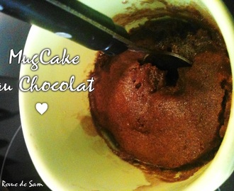 Dessert Facile – Le MugCake au Chocolat sans oeuf en 1 minute 30 chrono !