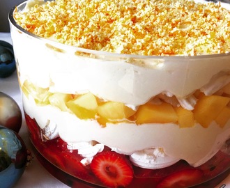Easy Pavlova Trifle Recipe