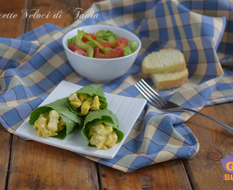 Involtini di lattuga con caesar salad di pollo
